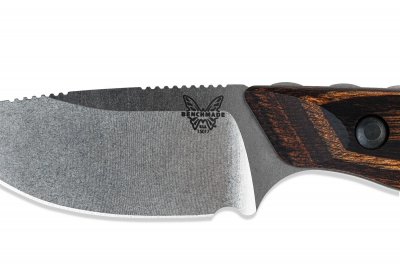 Benchmade 15017: Hidden Canyon Hunter with Wood Handle