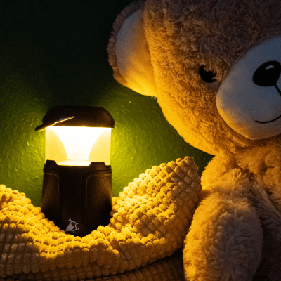 Aqiila Soundbird B10 Dimmable LED Light with Speakers